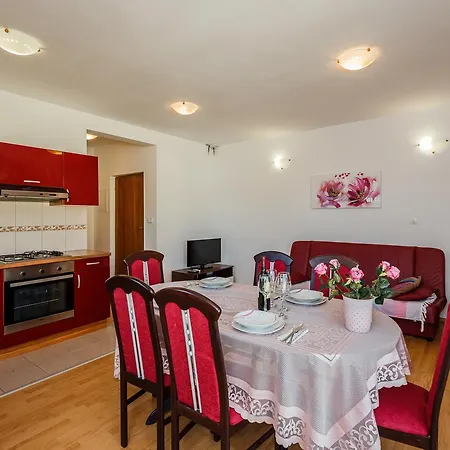 Nada Apartment Trogir