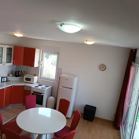 Nada Apartament Trogir