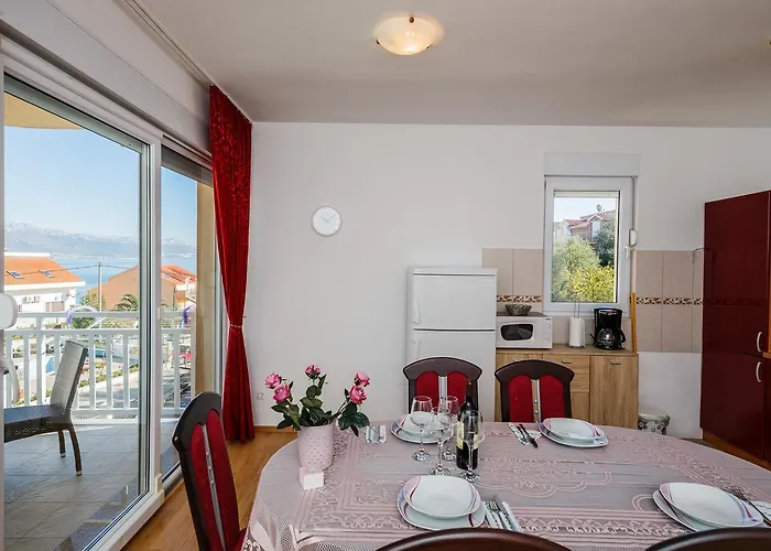 Nada Lejlighed Trogir