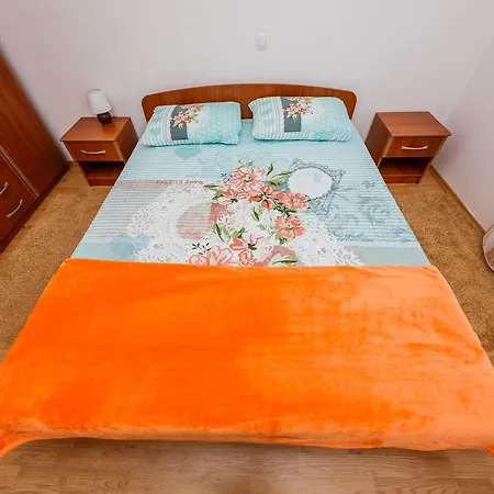 شقة Nada